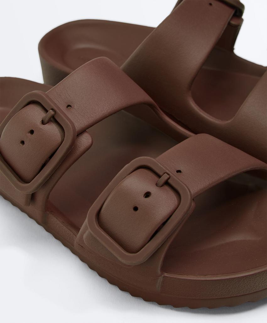 Сандалии с двойной пряжкой для пляжа