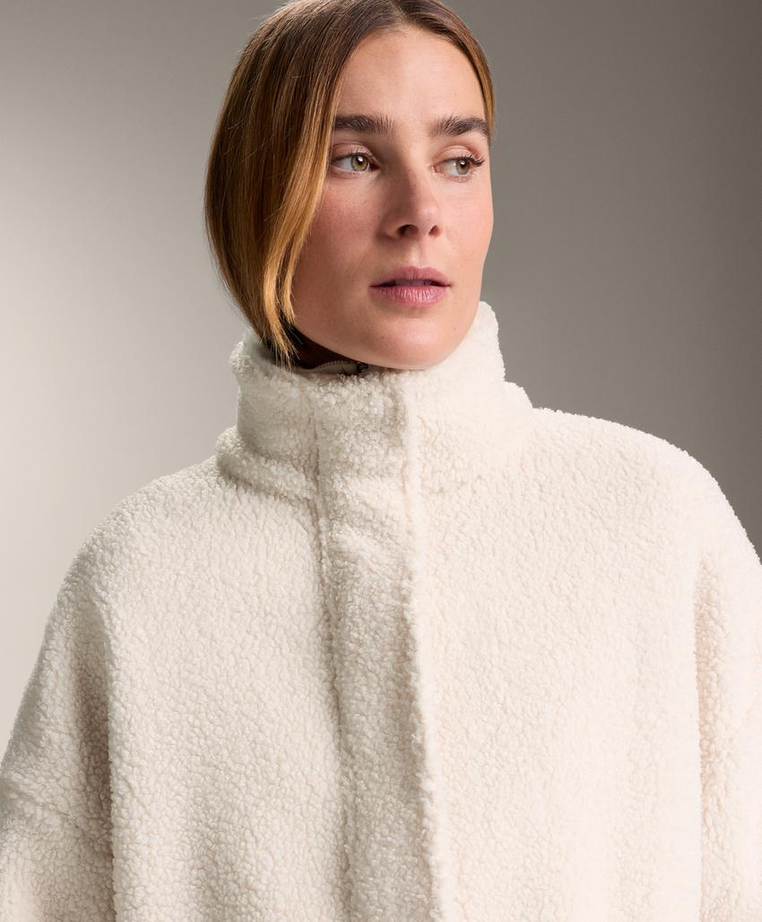 Куртка из искусственной овчины с регулируемой талией