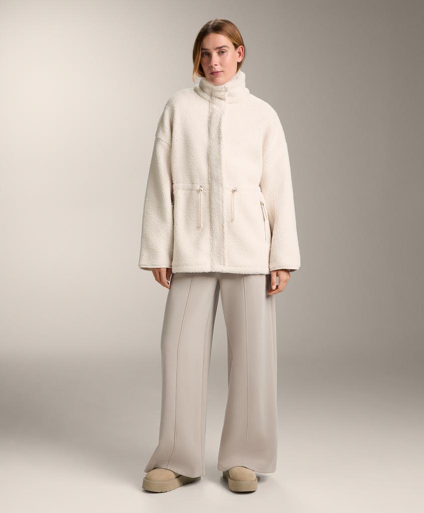 Куртка из искусственной овчины с регулируемой талией