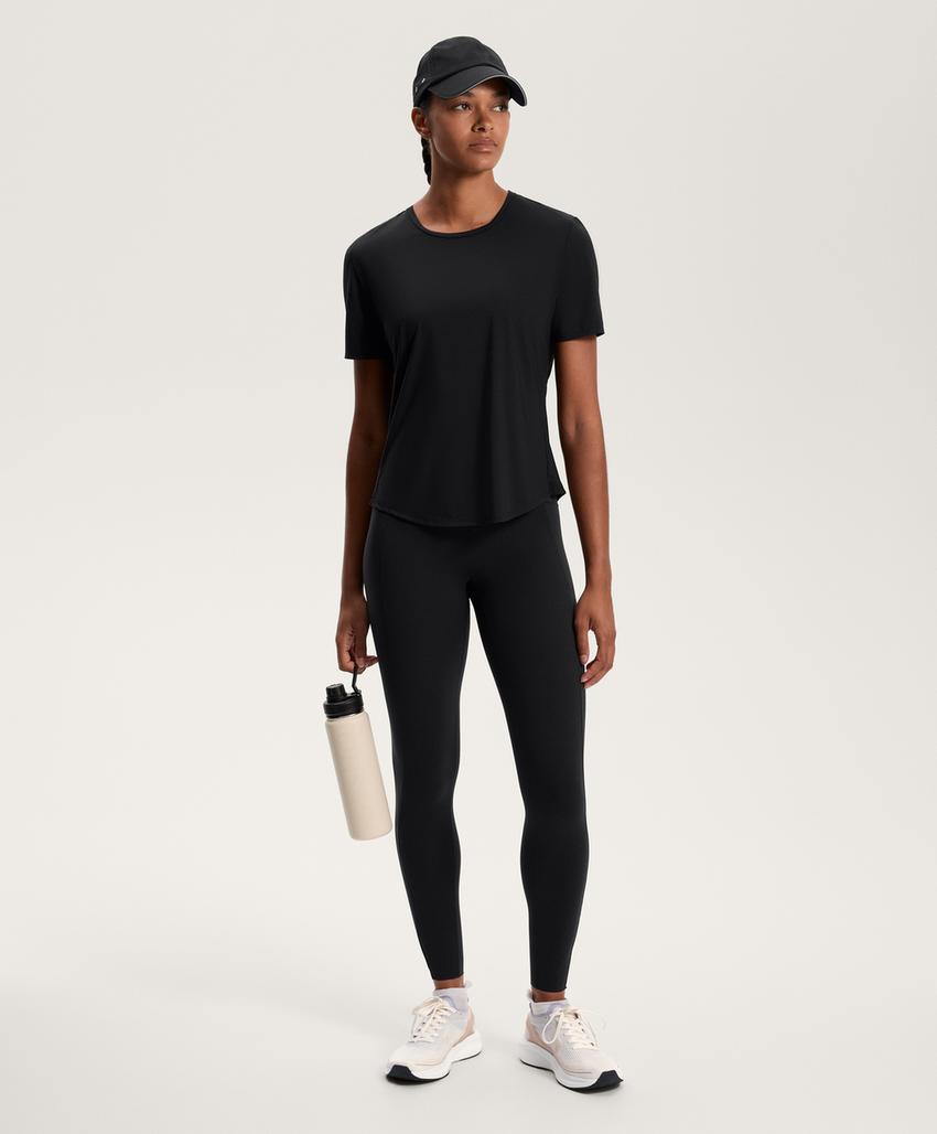 Техническая футболка с короткими рукавами