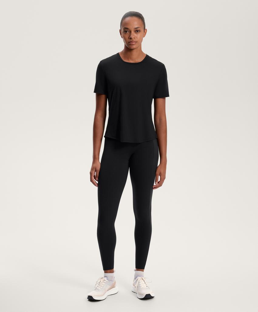 Техническая футболка с короткими рукавами