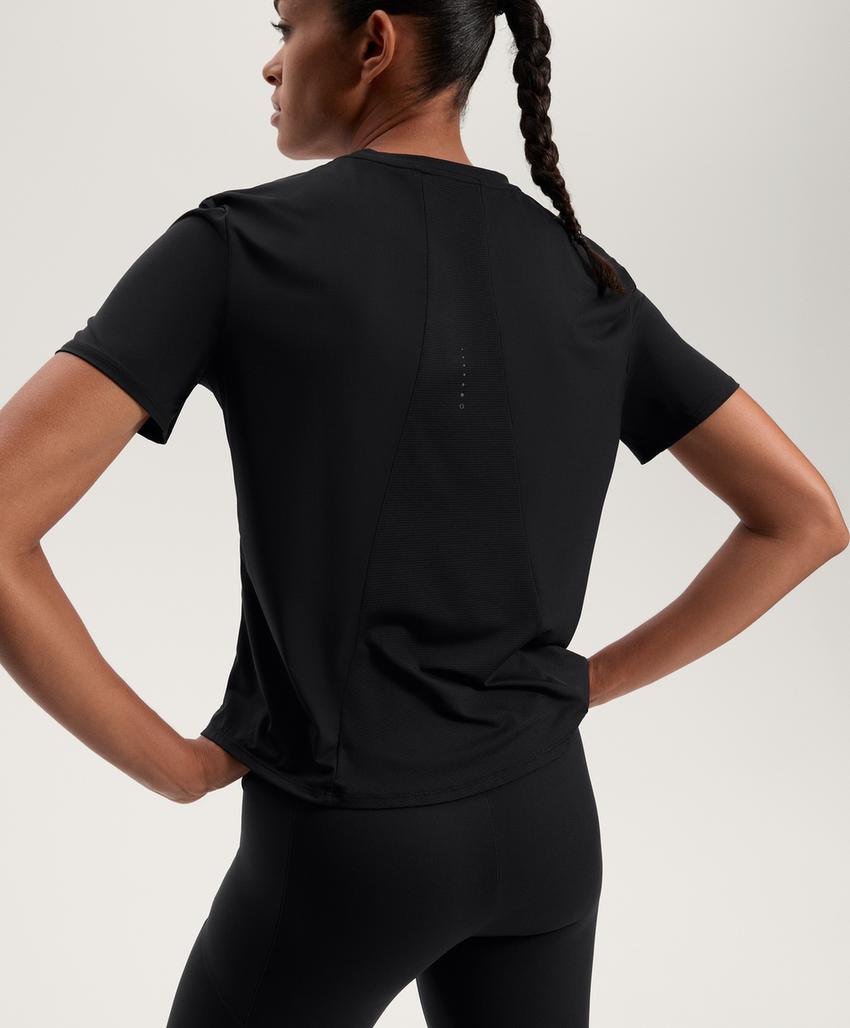 Техническая футболка с короткими рукавами