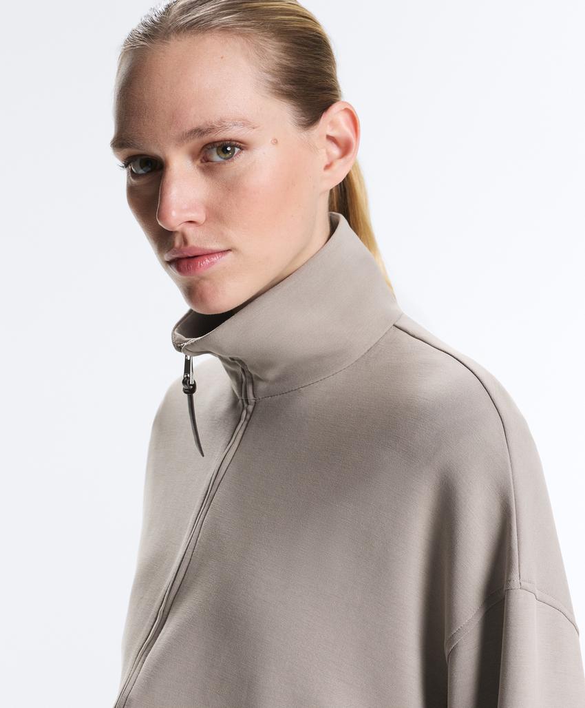 Длинная куртка-корсет с поясом из мягкой ткани с модалом