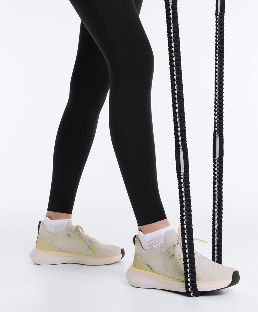 Длинный комбинезон Perfect-adapt без рукавов с контрастными деталями