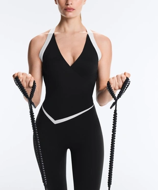 Длинный комбинезон Perfect-adapt без рукавов с контрастными деталями- Заказать в России