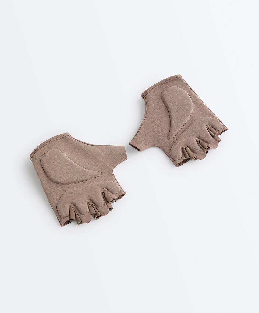 Тренировочные перчатки