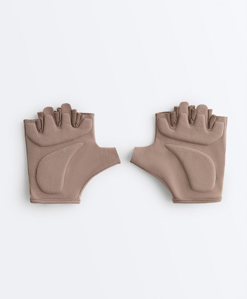 Тренировочные перчатки