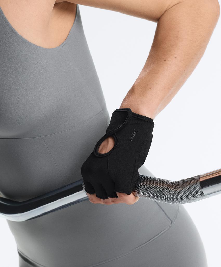 Тренировочные перчатки