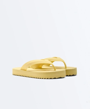 Сандалии с платформой для пляжа с текстурой- Заказать в России