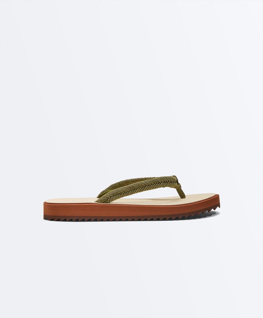 Sandálias de banho entrançadas em corda