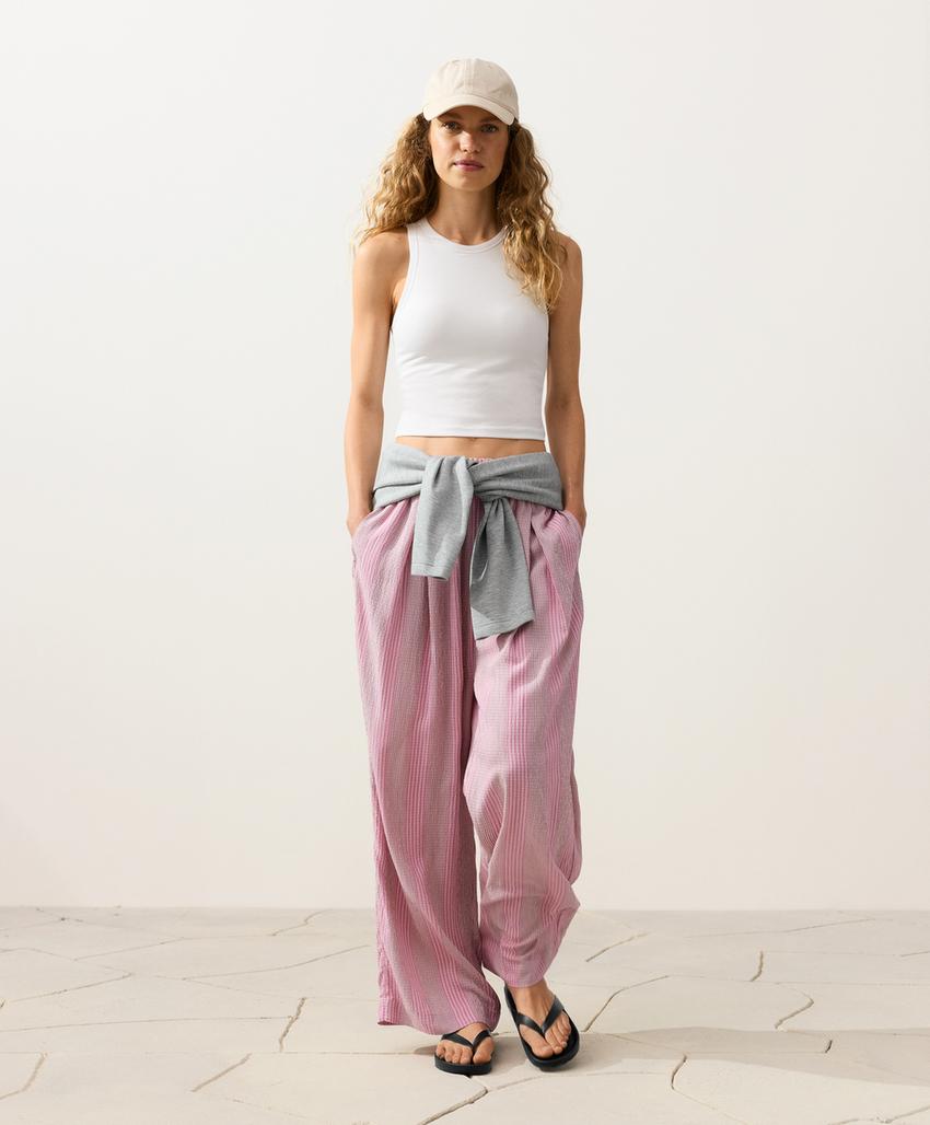 Прямые брюки в полоску