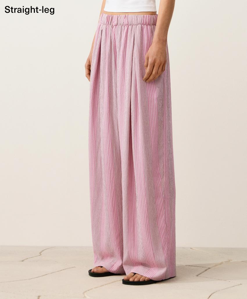 Прямые брюки в полоску