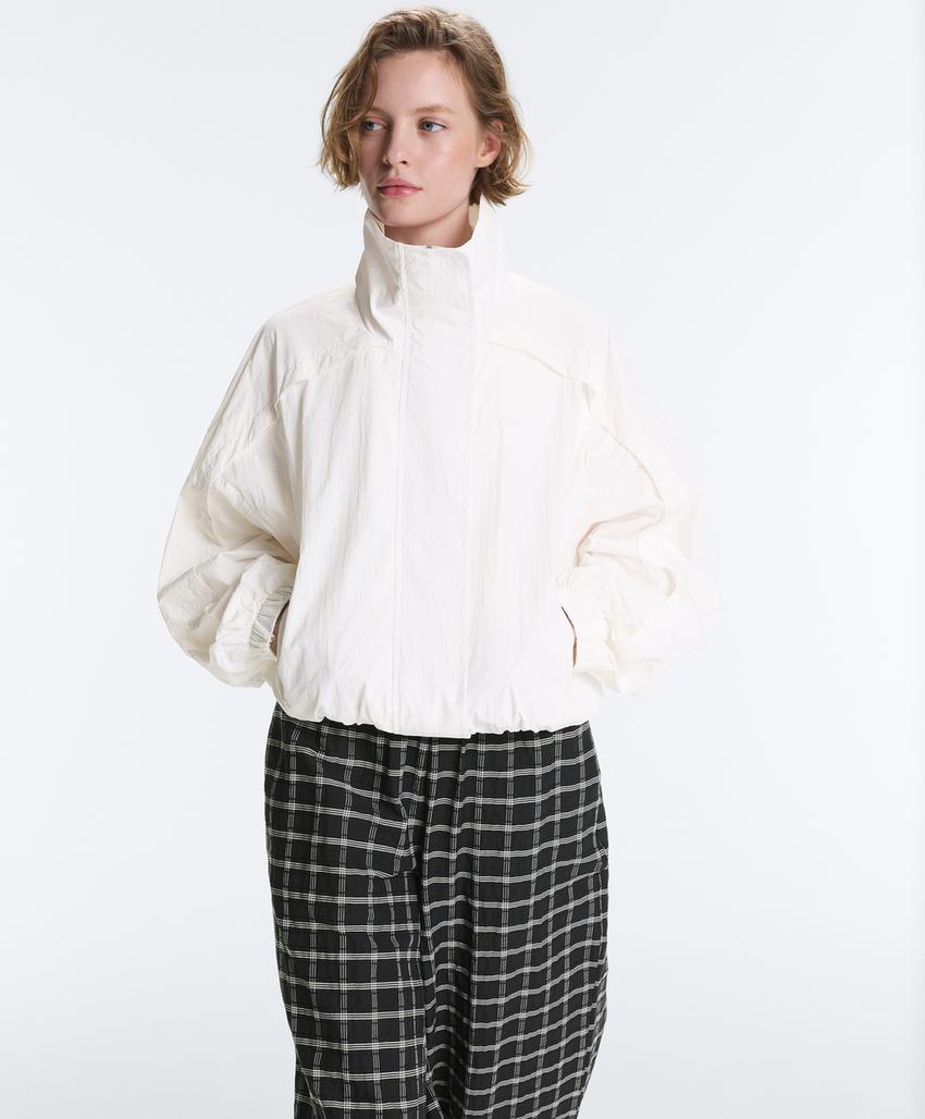 Укороченная водоотталкивающая куртка Track с высоким воротником