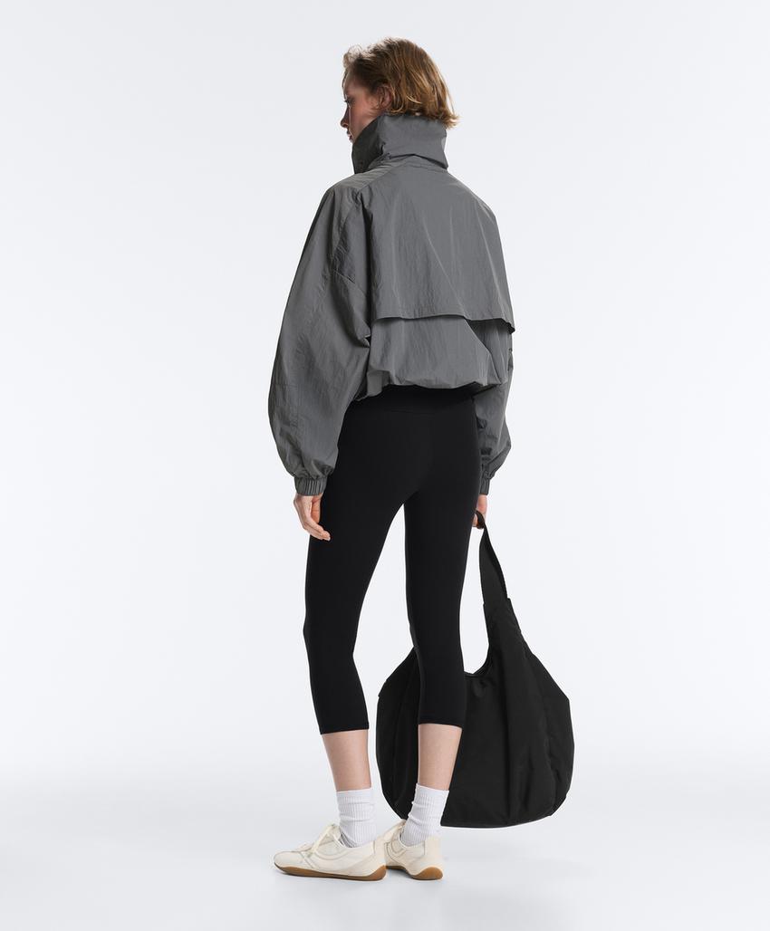 Укороченная водоотталкивающая куртка Track с высоким воротником