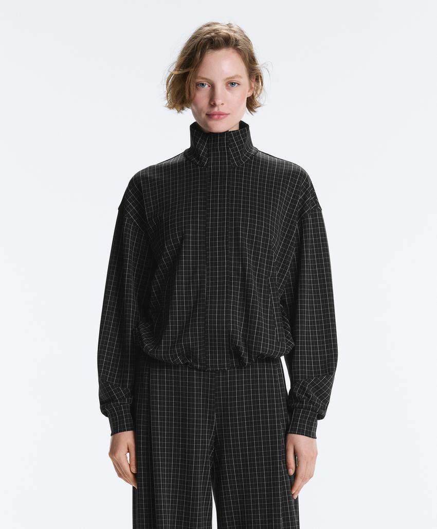 Куртка пике с воротником-стойкой