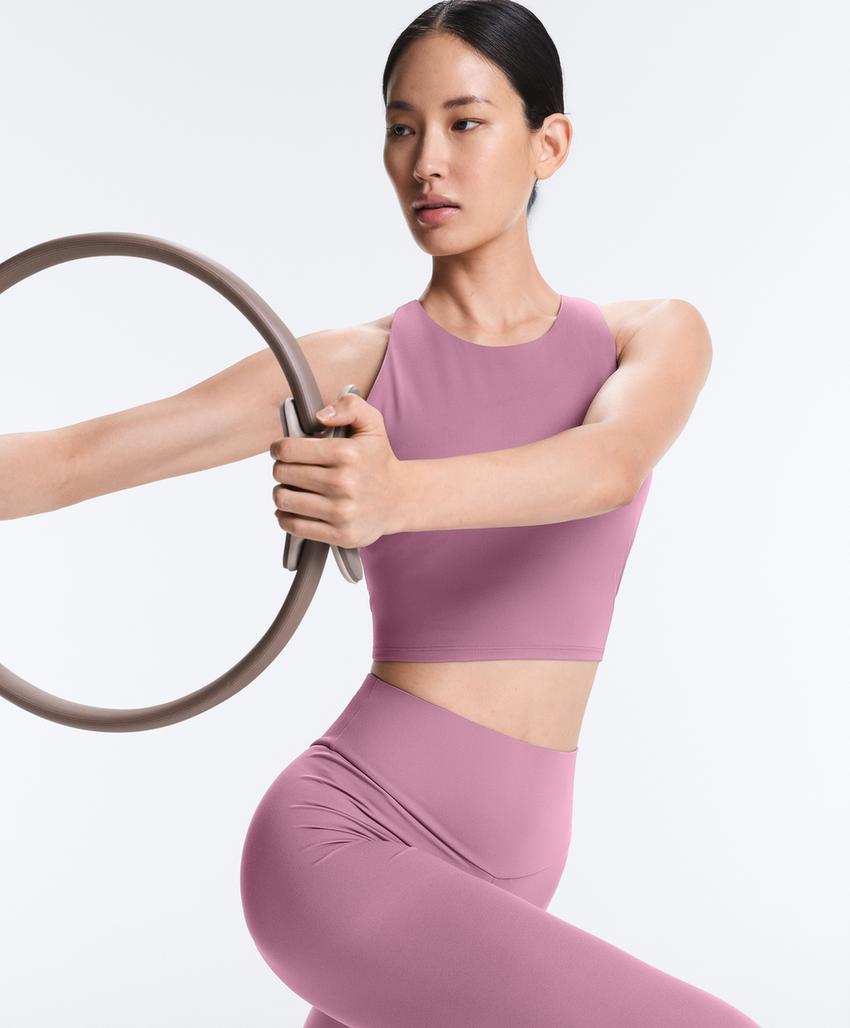 Топ Comfortlux с бретелями и чашками