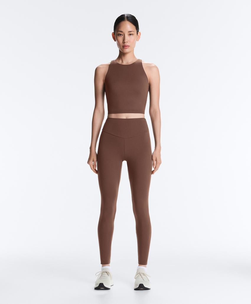 Топ Comfortlux с бретелями и чашками