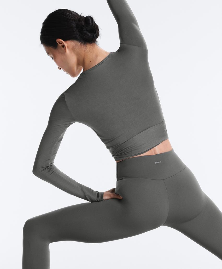 Футболка на запах из смесового лиоцелла