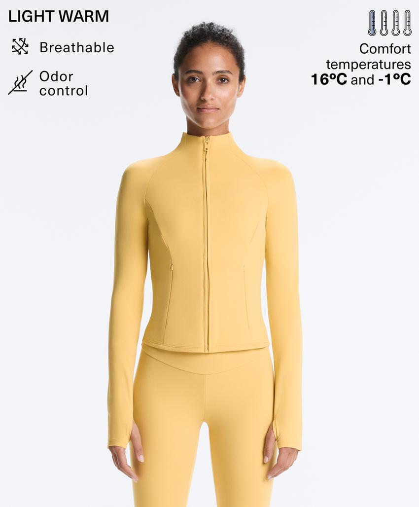 Легкая и теплая высокотехнологичная куртка