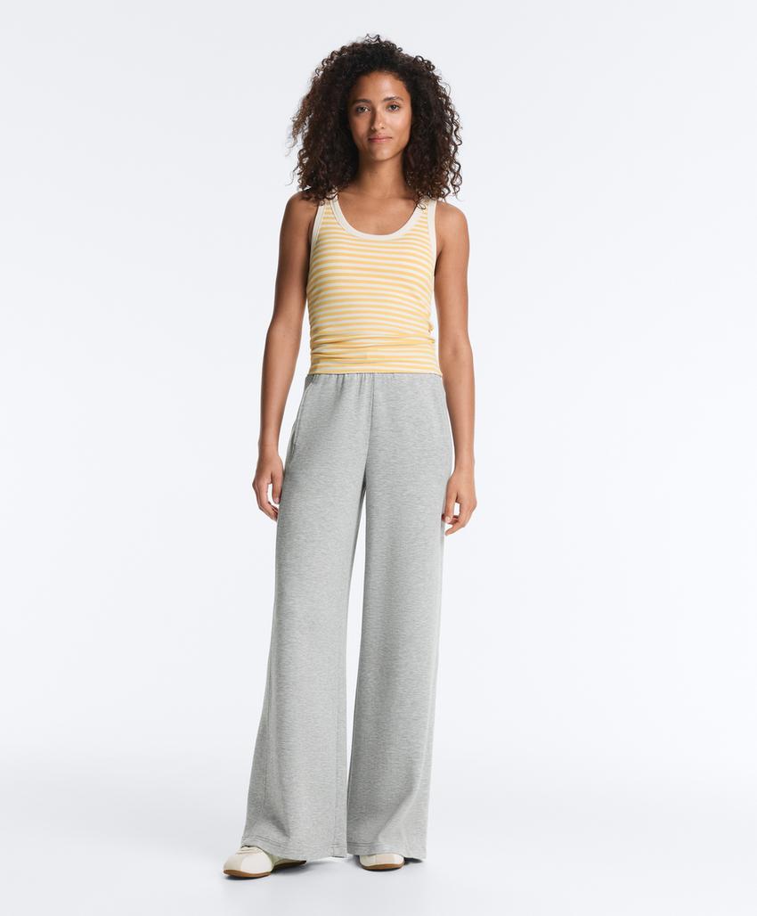 Удлиненный Майка - топ в рубчик с круглым вырезом из модала