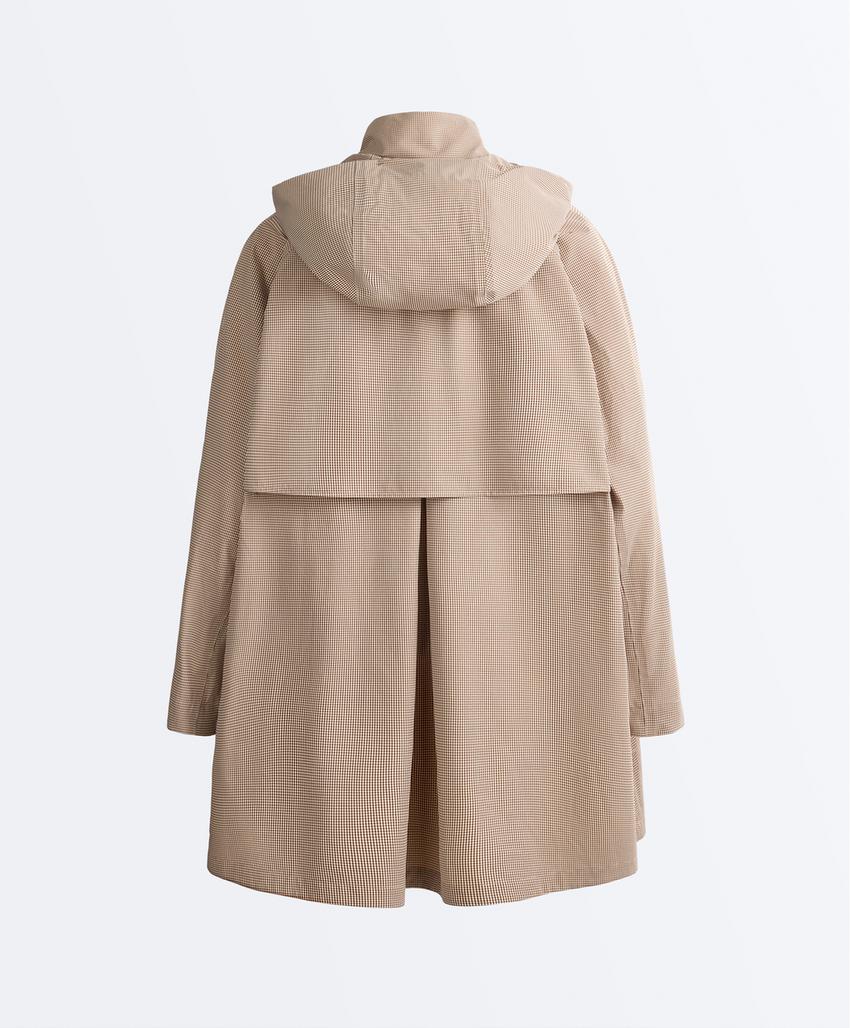 Очень легкая водонепроницаемая куртка 10K