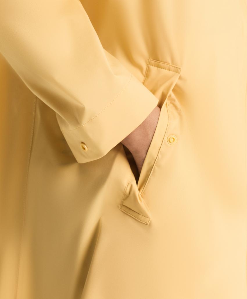 Ультралегкая упаковываемая куртка с водонепроницаемостью 10 000 мм