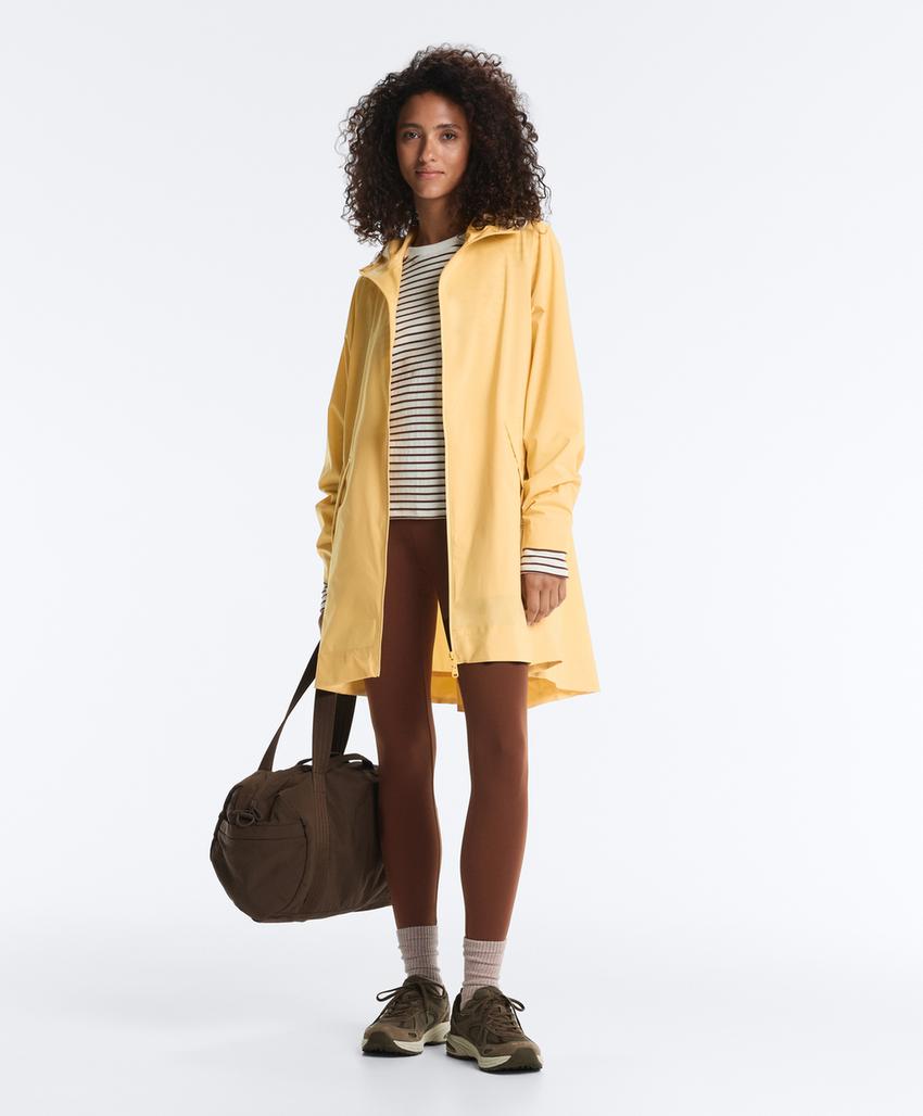 Ультралегкая упаковываемая куртка с водонепроницаемостью 10 000 мм