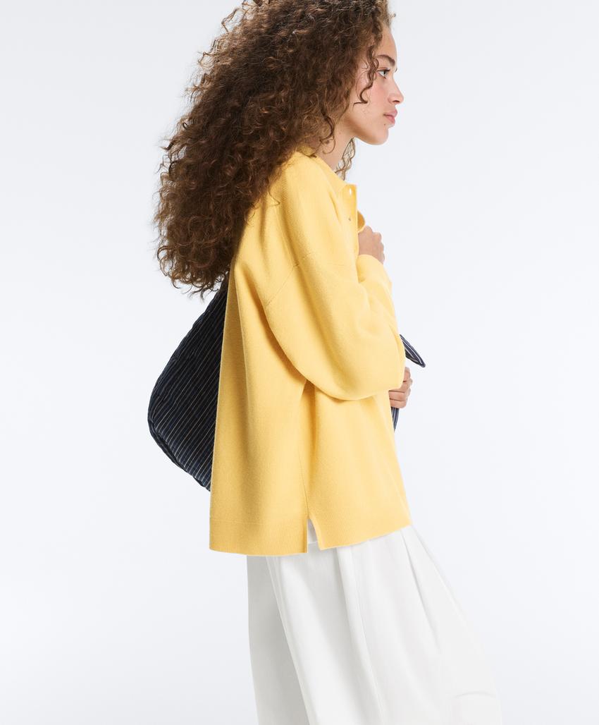 Вязаное поло на пуговицах