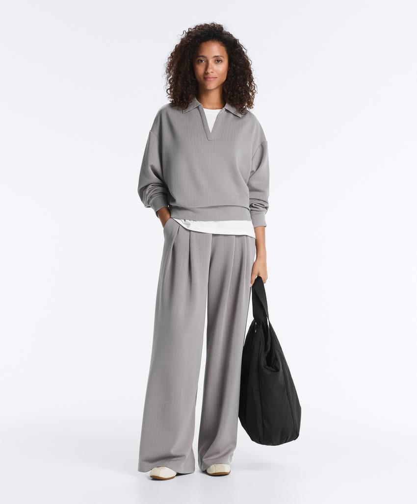 Поло в полоску из модала с мягкой отделкой