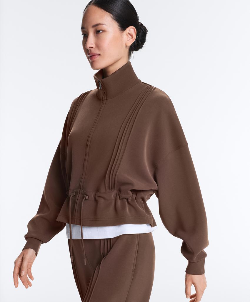 Куртка с модалом, мягкая на ощупь, с окантовкой