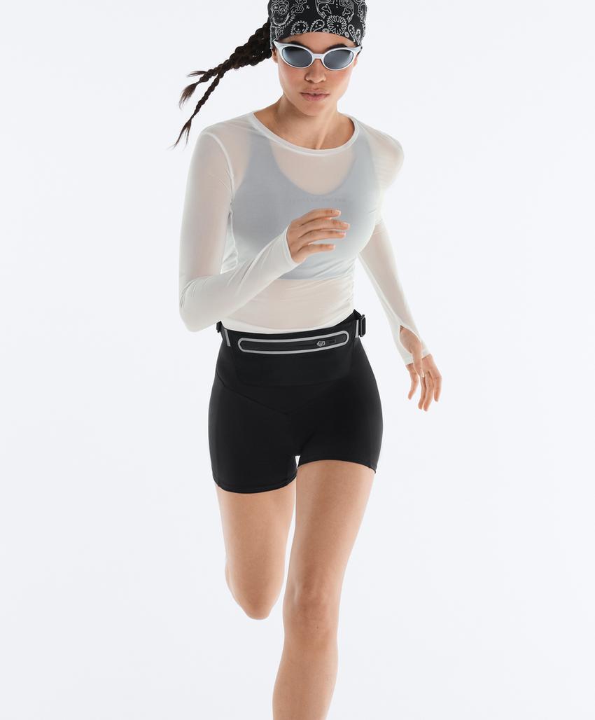 Лонгслив с длинным рукавом и надписью