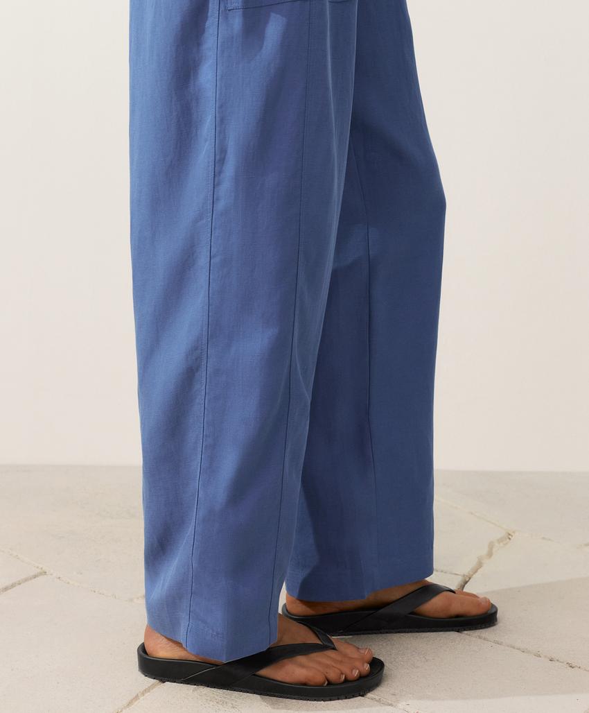 Прямые брюки из лиоцелла и льна (24%)