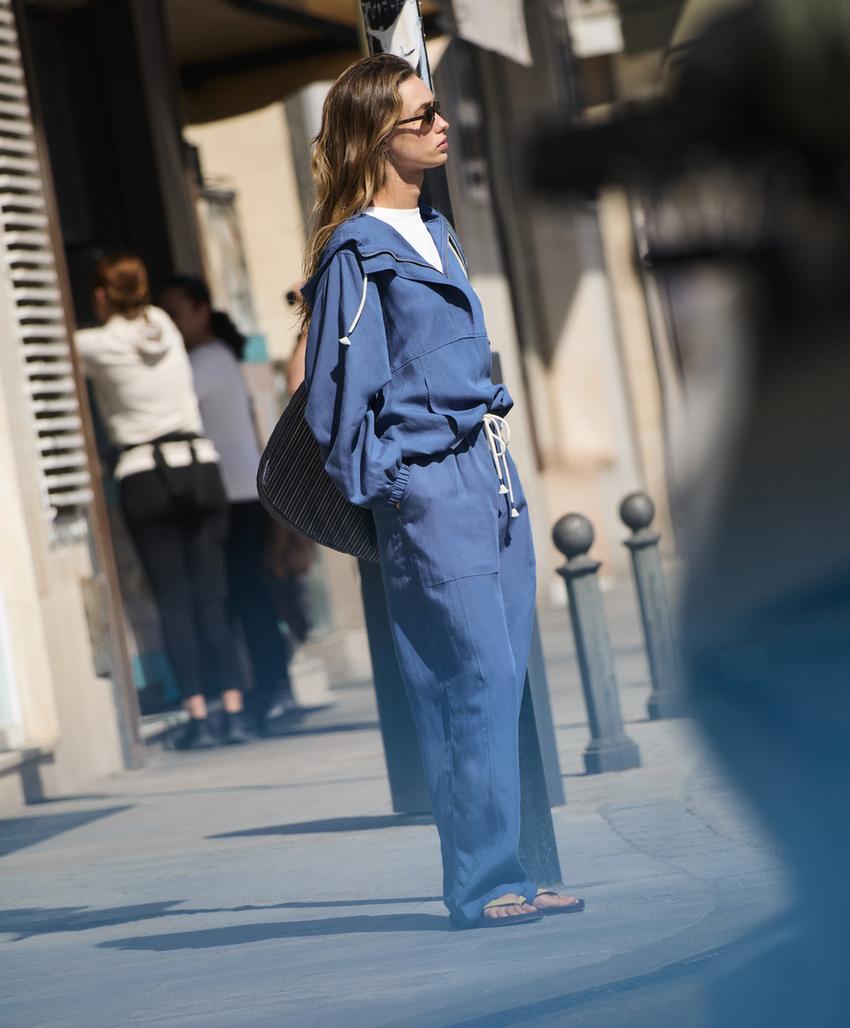 Прямые брюки из лиоцелла и льна (24%)