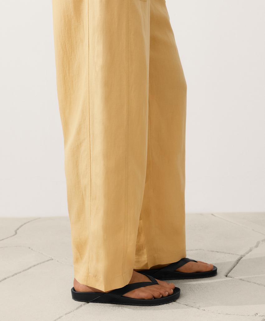 Прямые брюки из лиоцелла и льна (24%)