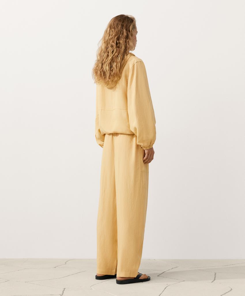 Прямые брюки из лиоцелла и льна (24%)