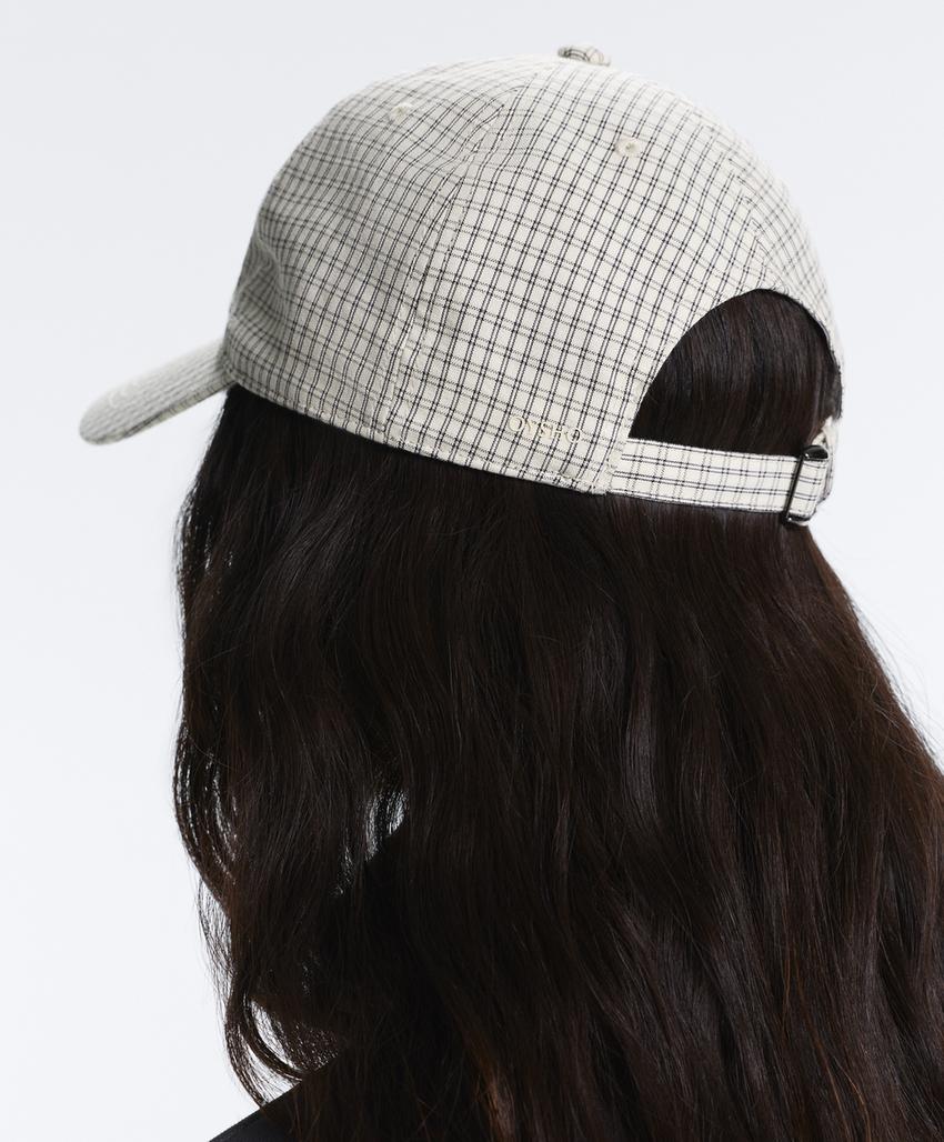 Кепка с принтом в клетку