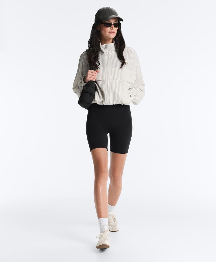 Куртка в полоску из эластичной ткани