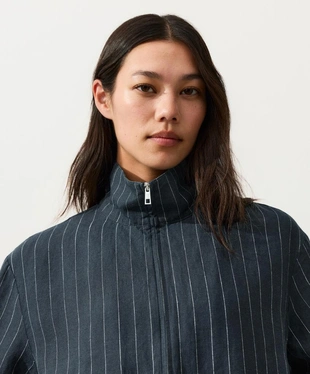 Куртка из 100%-го льна в тонкую полоску с высоким воротником- Заказать в России