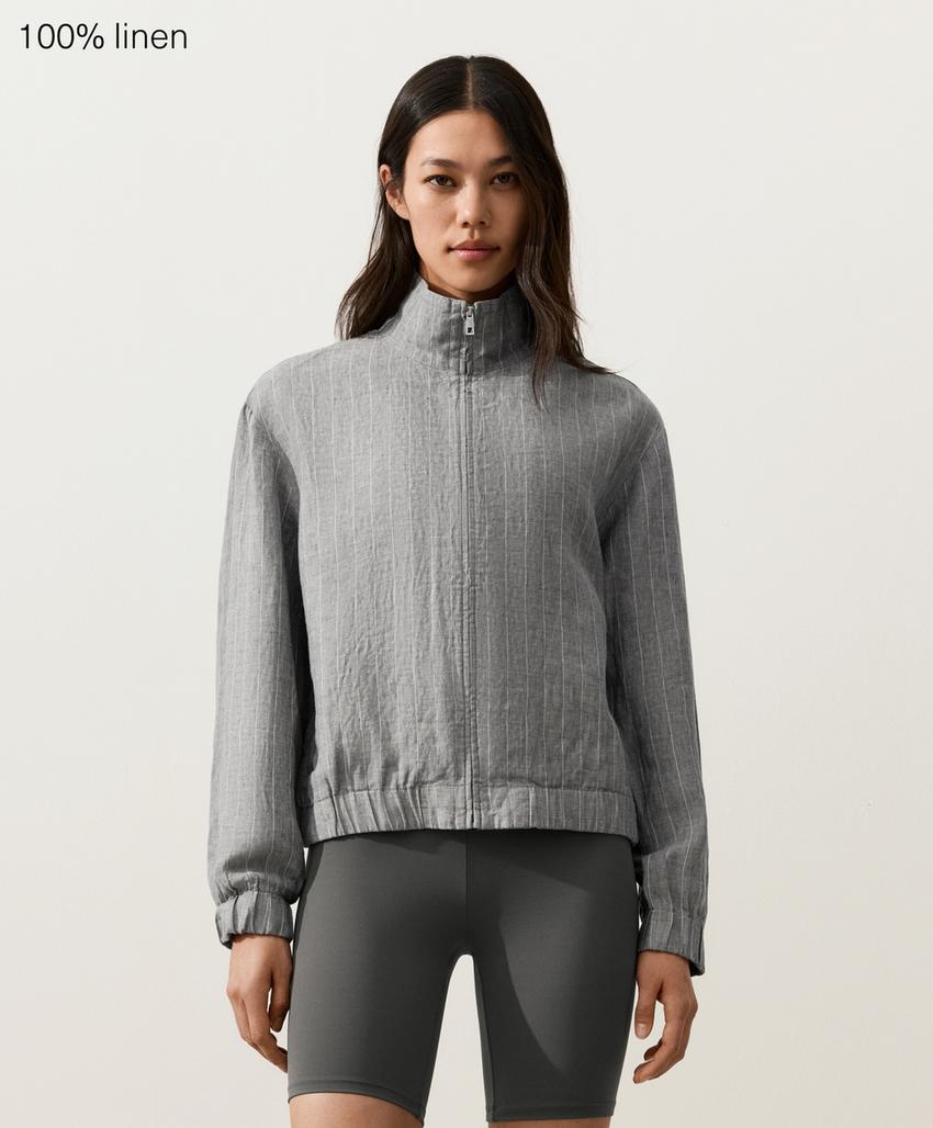 Куртка из 100%-го льна в тонкую полоску с высоким воротником