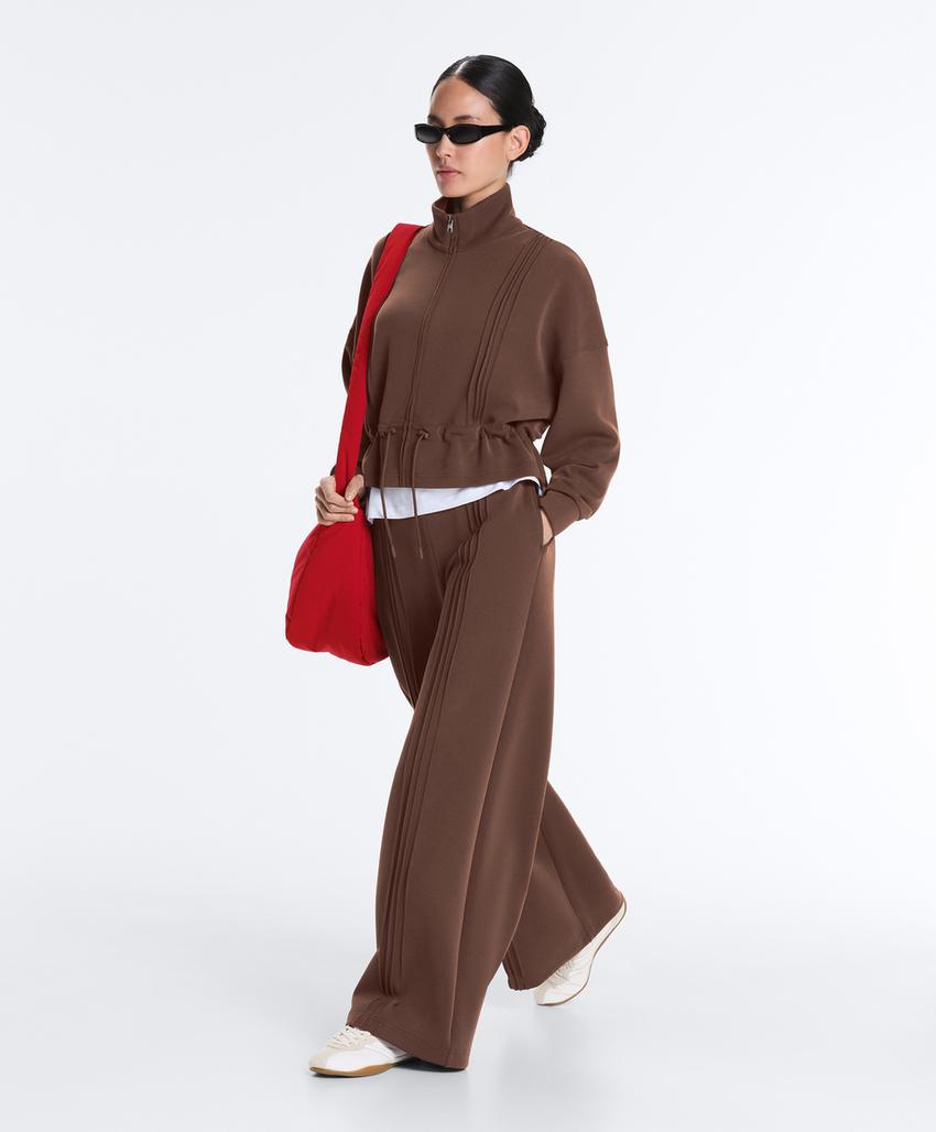 Прямые брюки с модалом и мягкими кантами