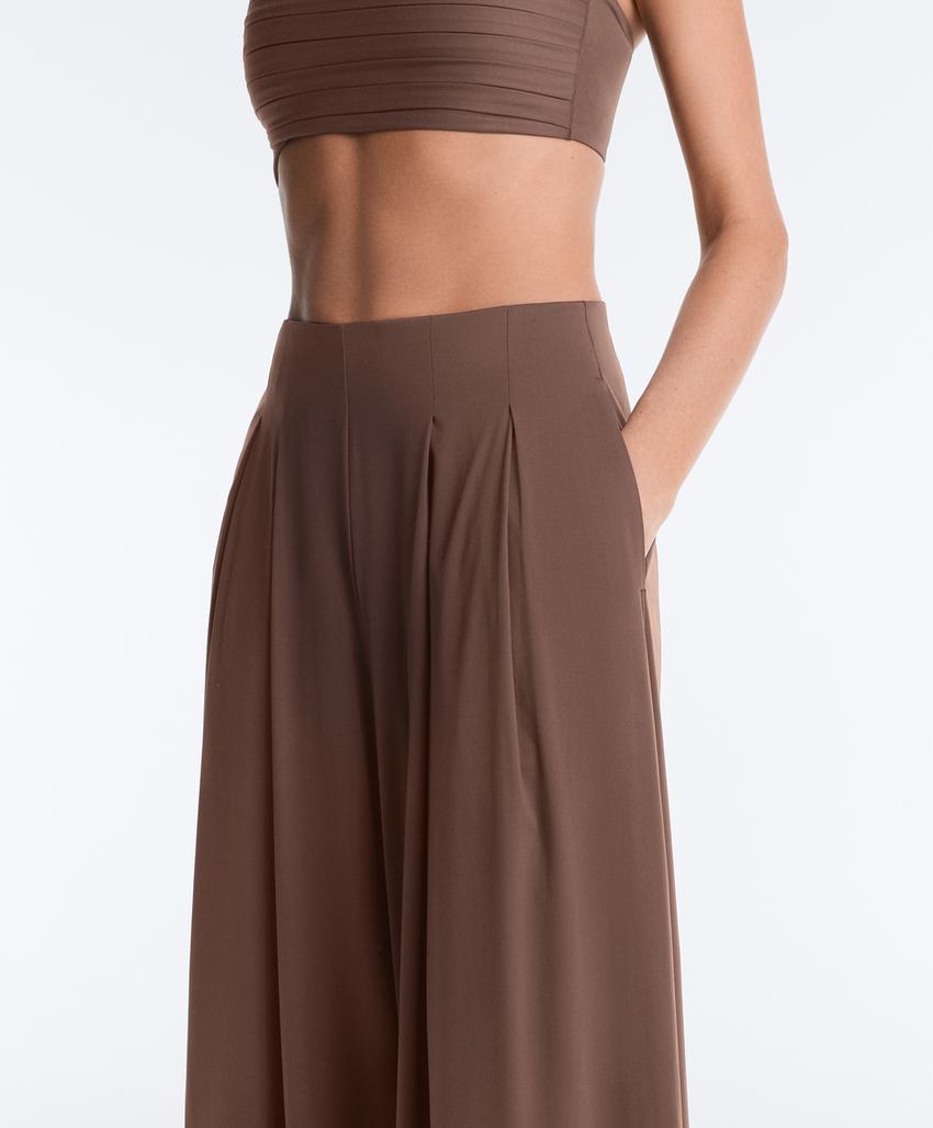 Широкие брюки Light Touch с защипами