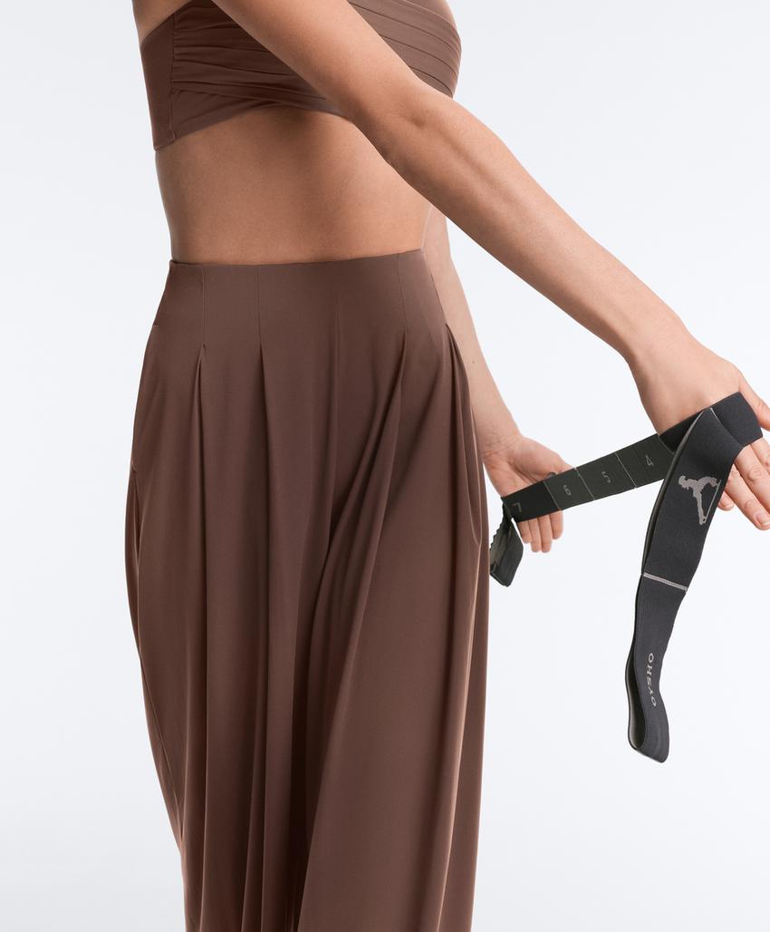 Широкие брюки Light Touch с защипами