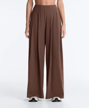 Широкие брюки Light Touch с защипами- Заказать в России