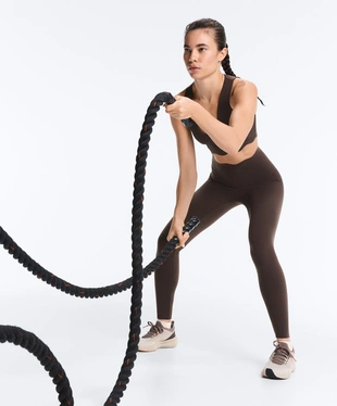 Спортивный бюстгальтер Compressive со средней степенью поддержки- Заказать в России