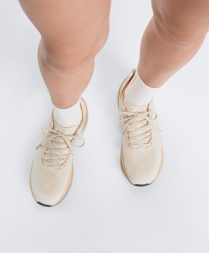 OY/PR 907 Running Trainers