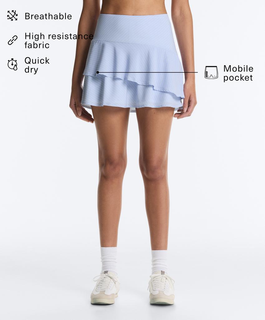 Короткая юбка в полоску с воланами