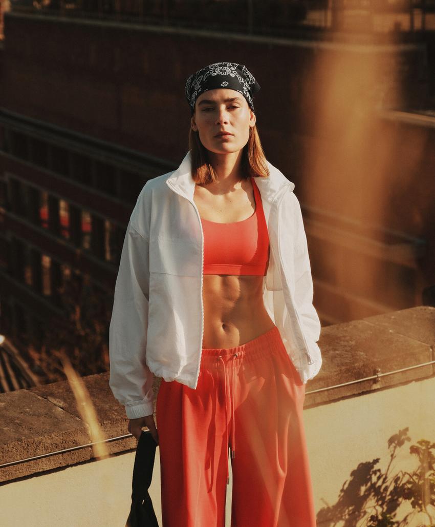 Спортивный бюстгальтер Comfortlux с перекрестными бретельками сзади