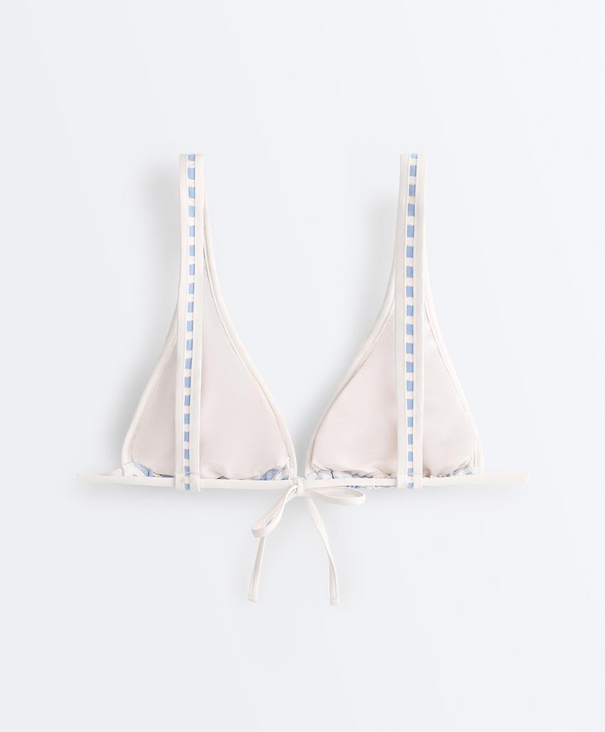 Топ бикини с треугольными чашками в рельефную полоску