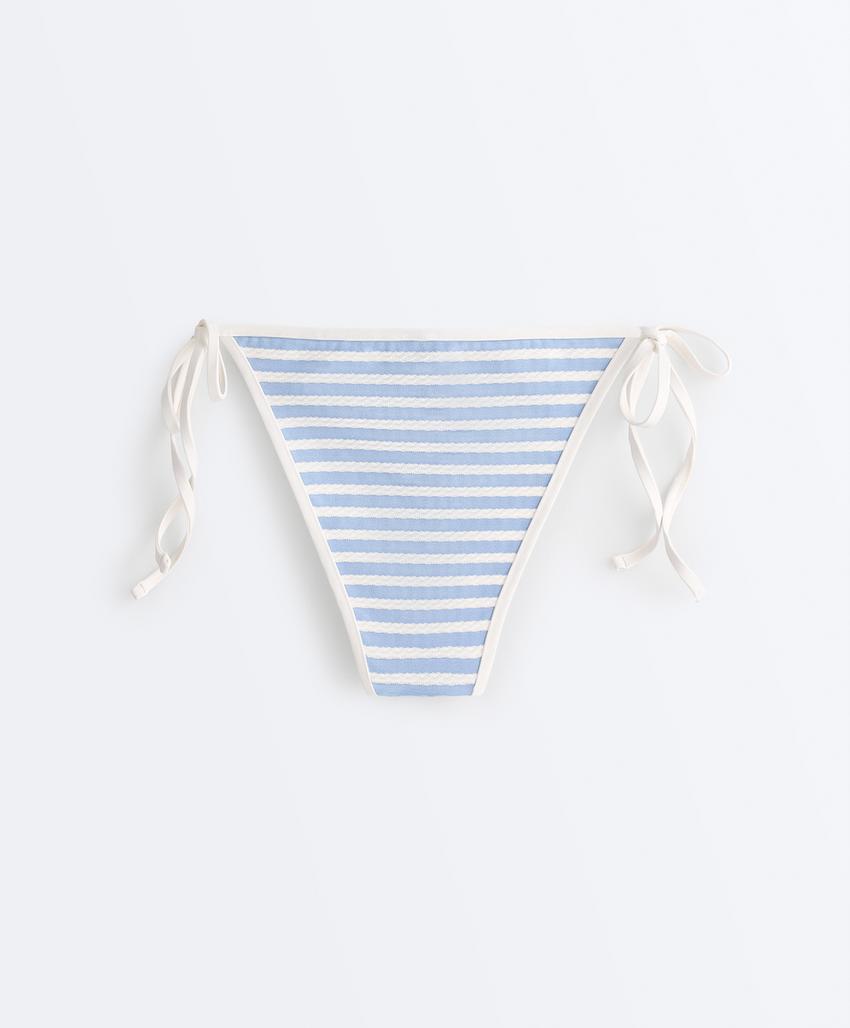 Полуоткрытые плавки бикини на завязках в полоску