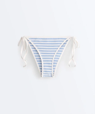 Полуоткрытые плавки бикини на завязках в полоску- Заказать в России